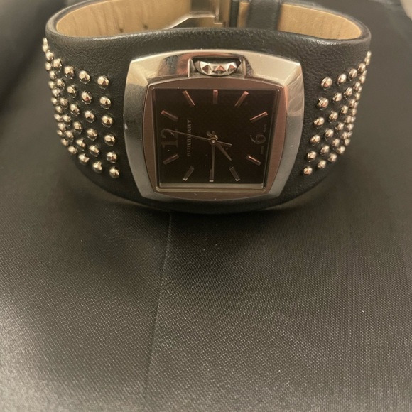 Burberry leather and stainless steel bracelet watch. - Picture 3 of 5